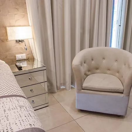 Hotel Airone