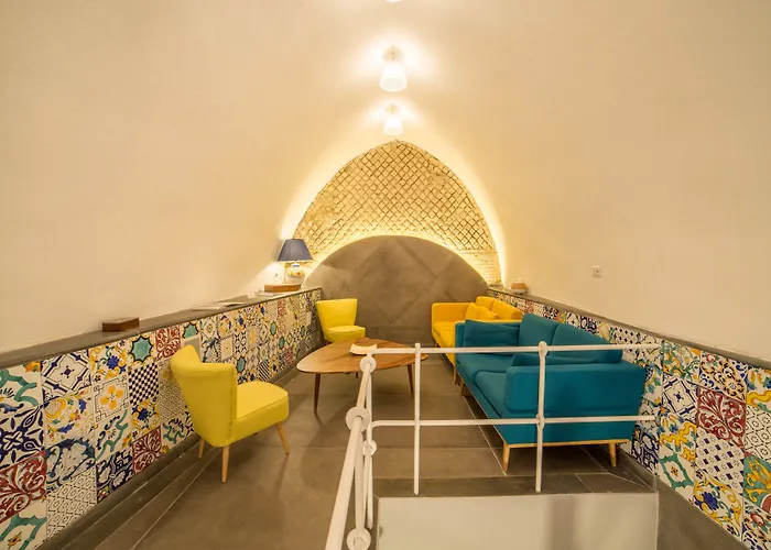 アイローネ 3* ナポリ