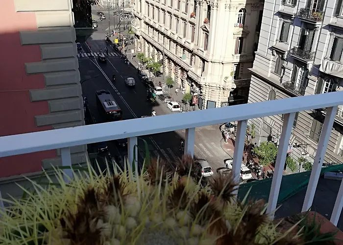 アイローネ 3* ナポリ