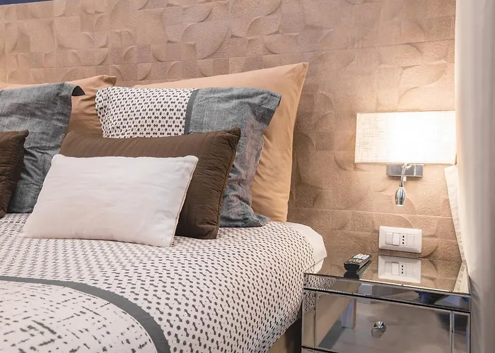 アイローネ ホテル 3*