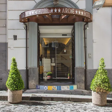 アイローネ ホテル 3*